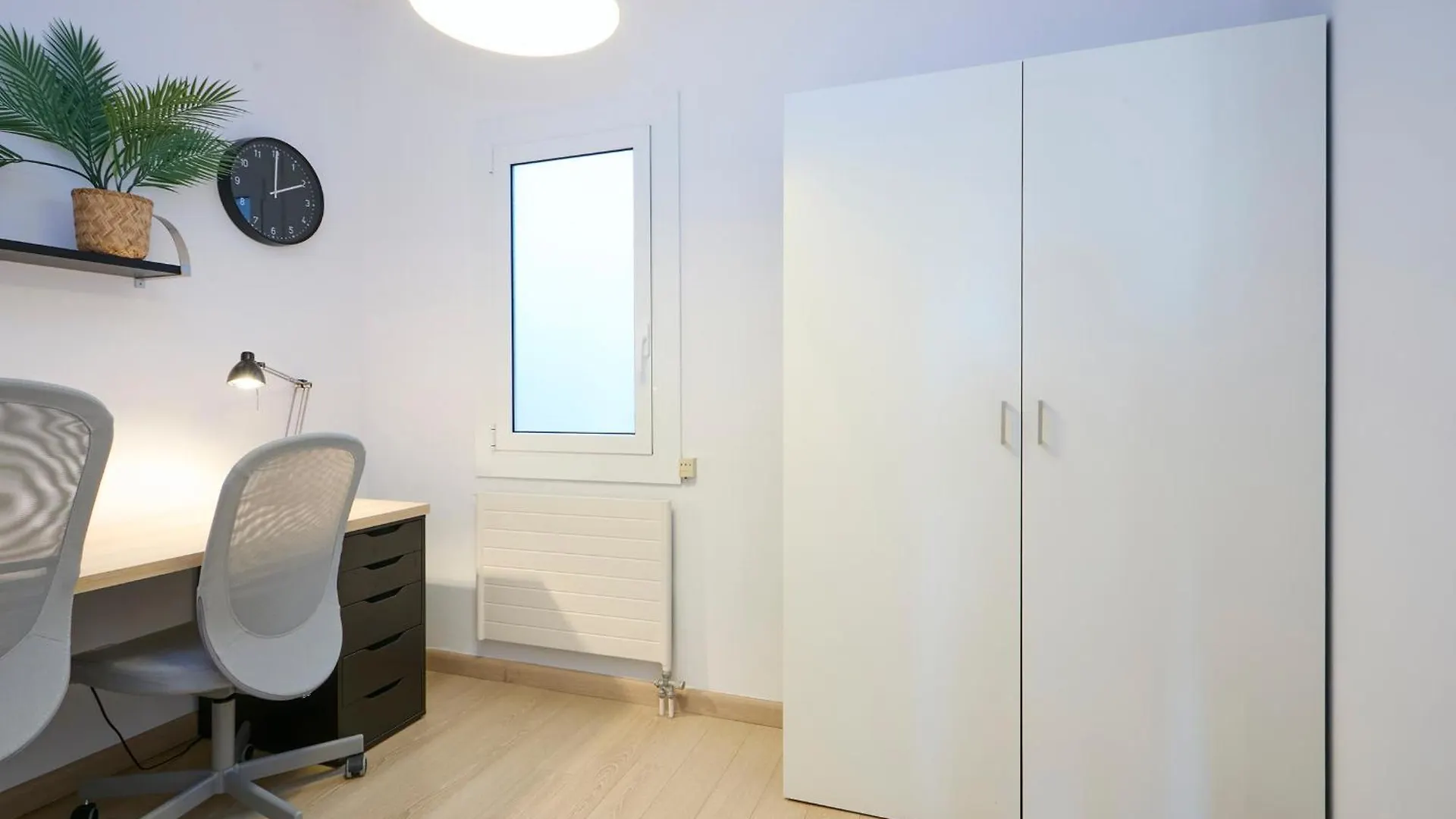 73Cop1034 - Spacious Apartment With Terrace Barcelona Spain