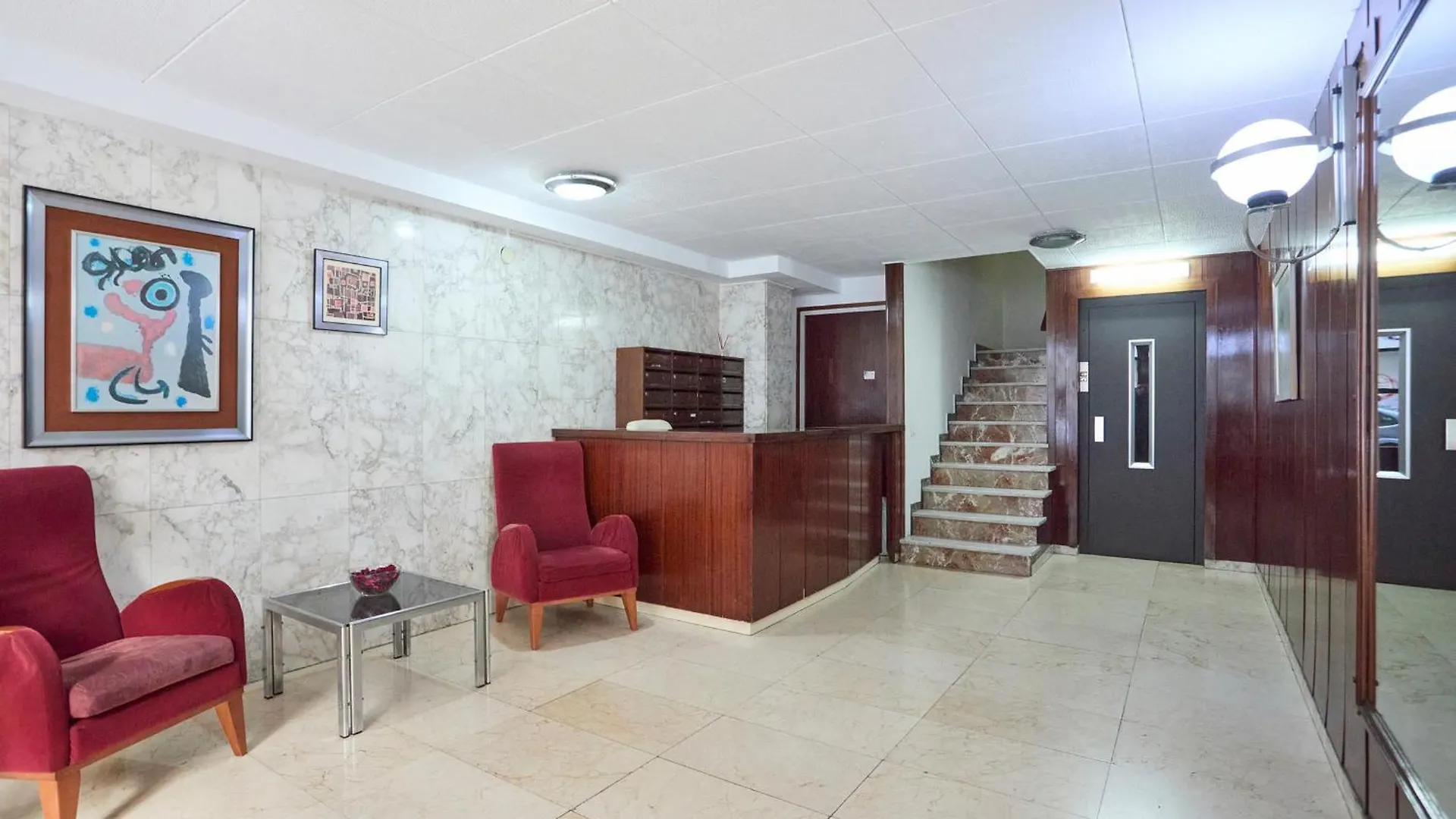 73Cop1034 - Spacious Apartment With Terrace Barcelona Spain