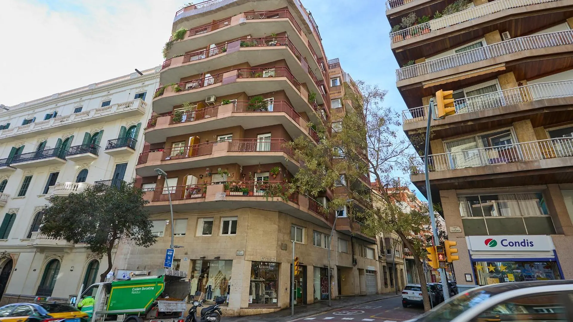 73Cop1034 - Spacious Apartment With Terrace Barcelona 0*,