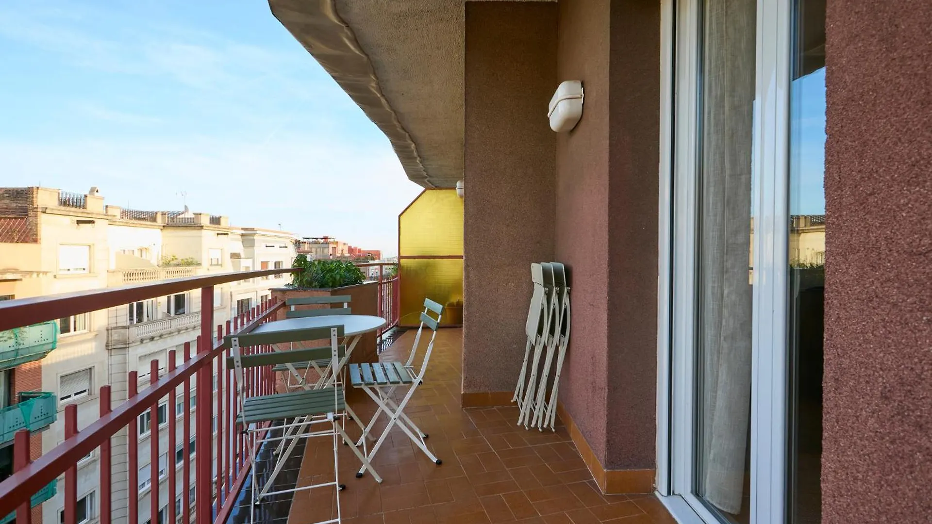 73Cop1034 - Spacious Apartment With Terrace Barcelona Spain